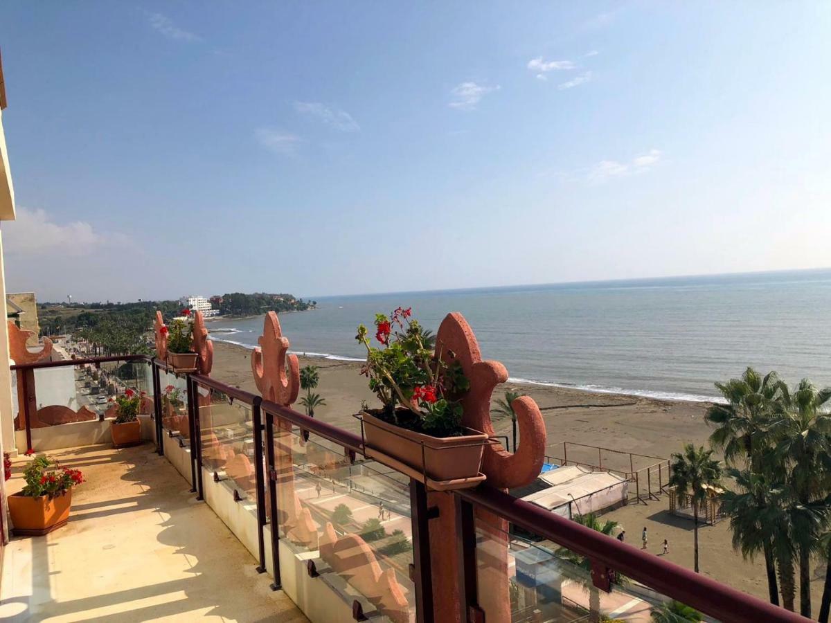 Atico-Duplex Primera Linea De Playa En El Centro De Эстепона Экстерьер фото